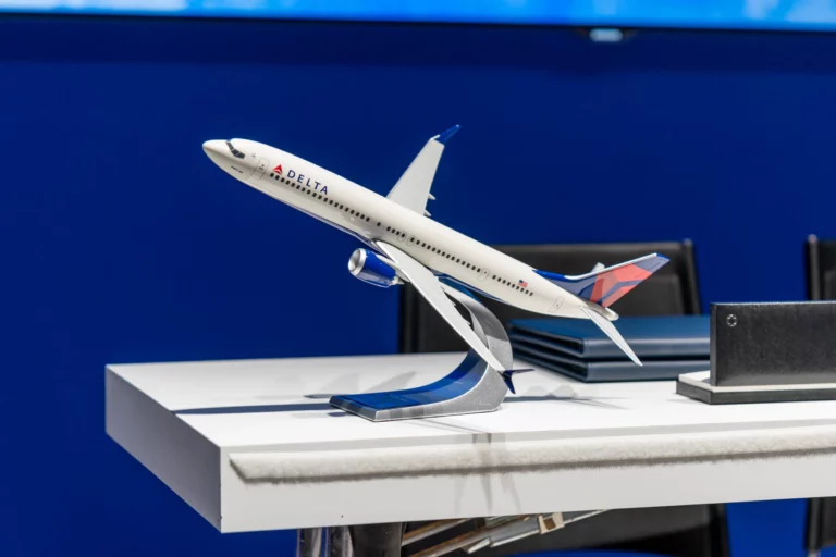 Delta 737 Max 10