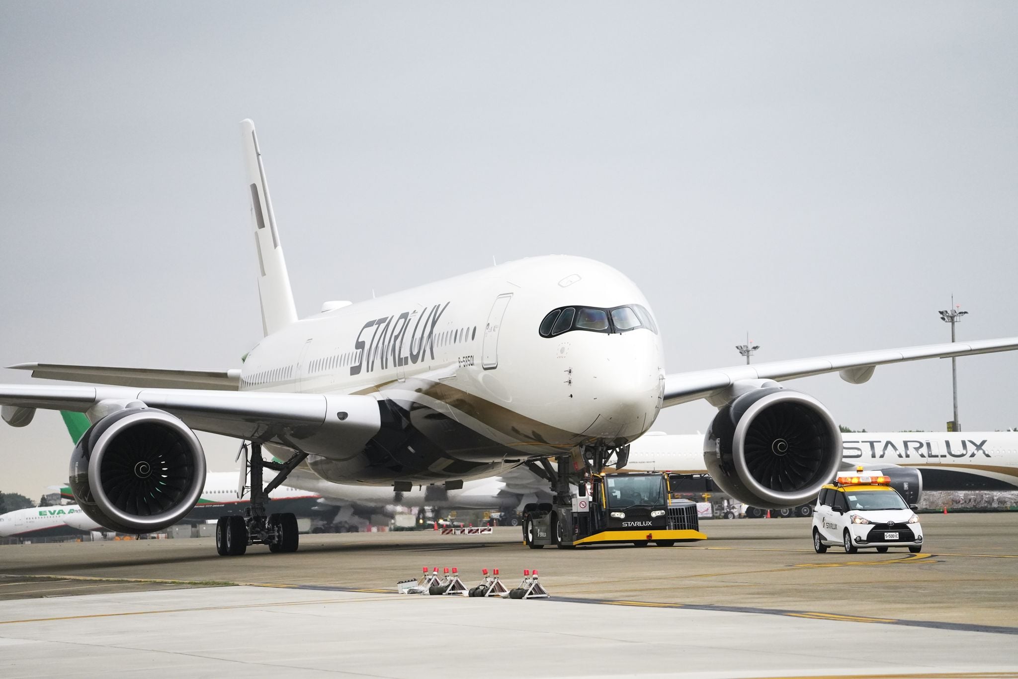 Starlux finally gets its first Airbus A350