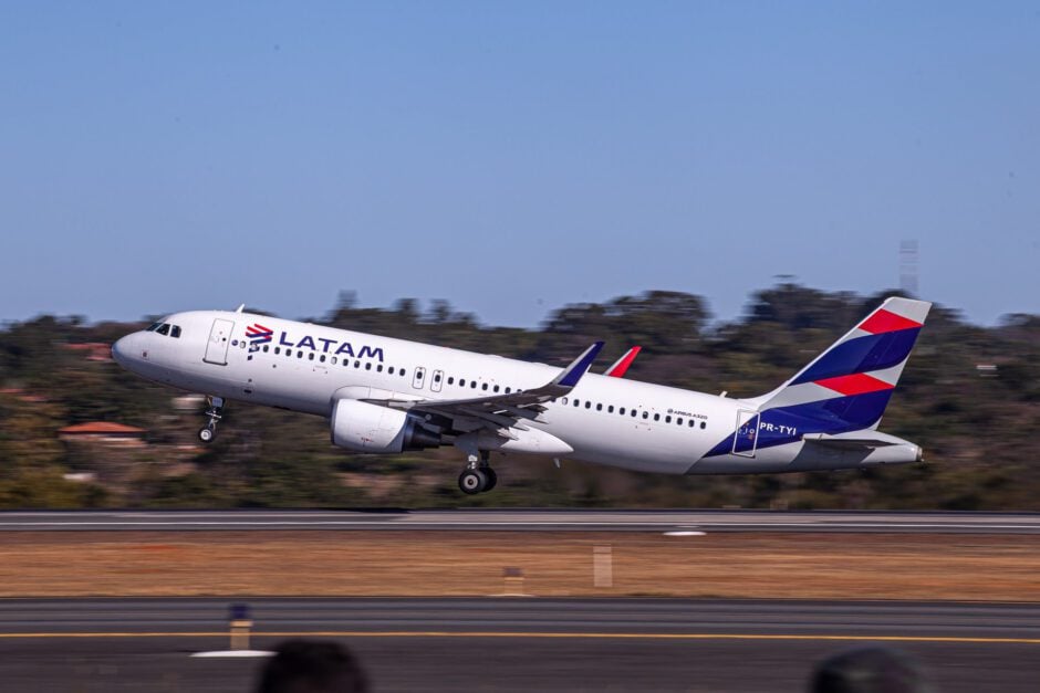 A LATAM Aircraft departing